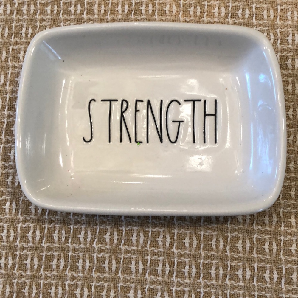 Rae Dunn STRENGTH dish